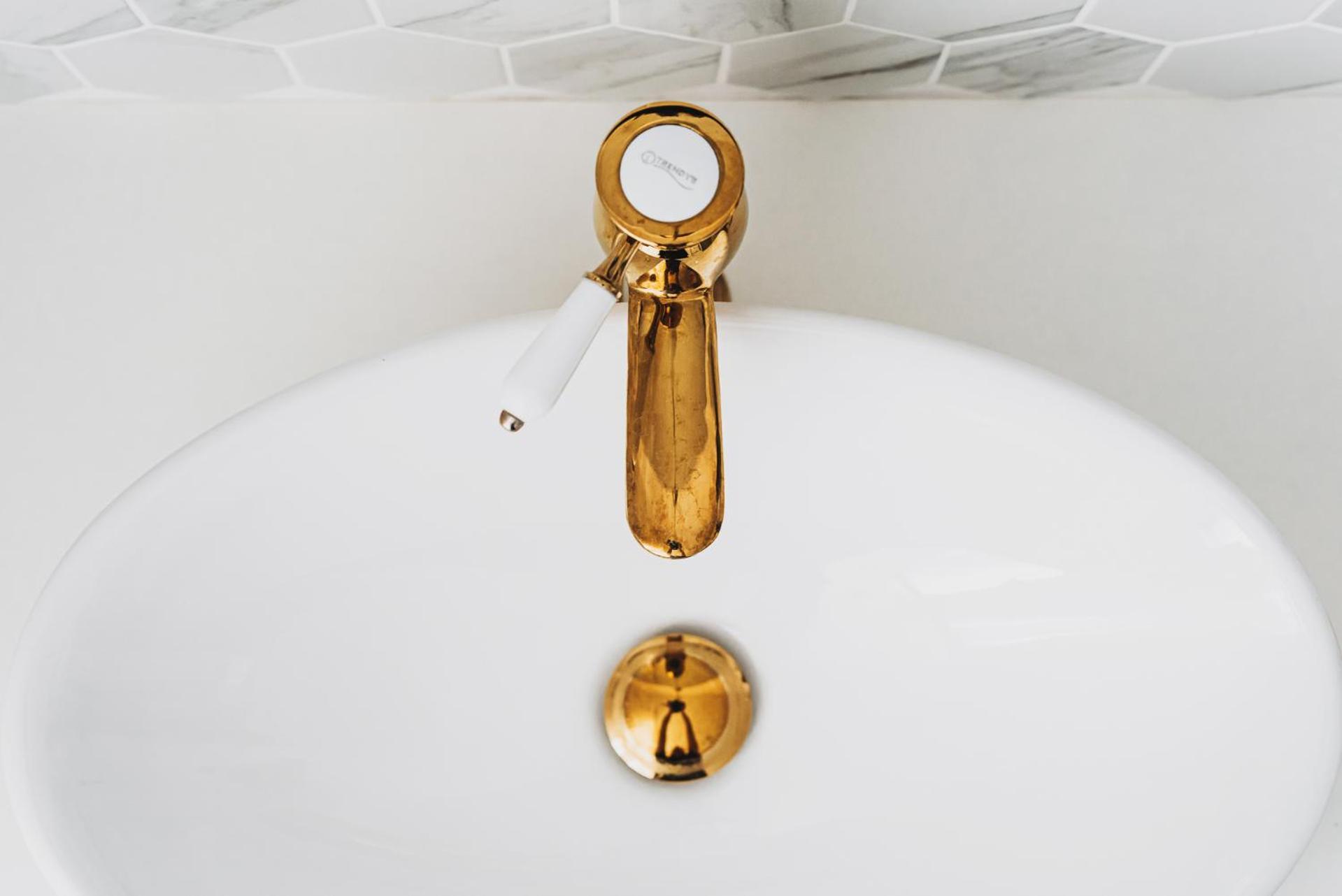 Voya Nordic Apartment-A Luxury Oasis In The Old Town Brasov Bagian luar foto