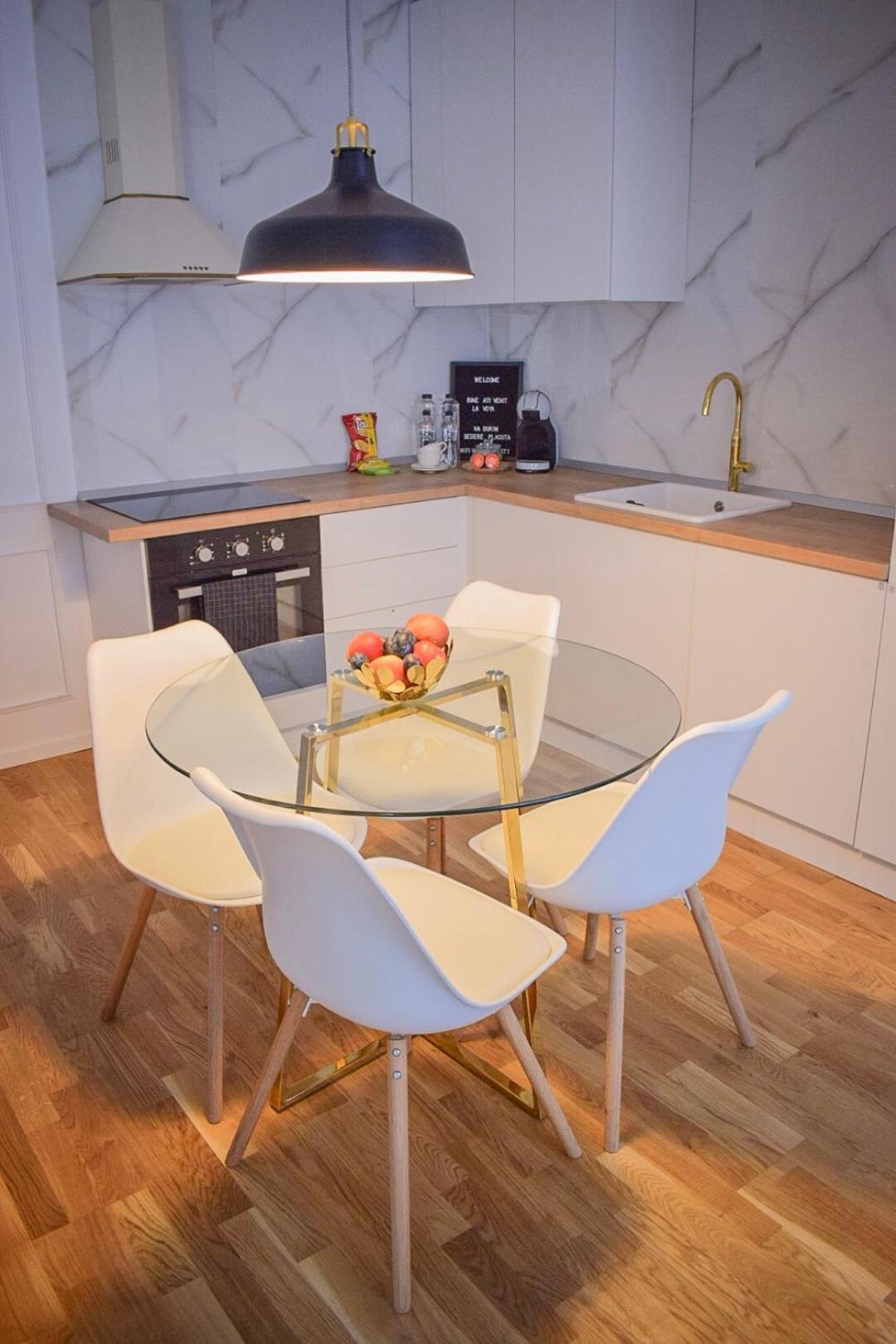 Voya Nordic Apartment-A Luxury Oasis In The Old Town Brasov Ruang foto